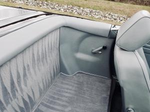 Mercedes-Benz 560 SL 1986 года  (NA)